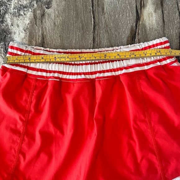 Lululemon Y2K Run Track Attack Love Red Twin Stripe Skirt Short Skort size 6 - Picture 14 of 16